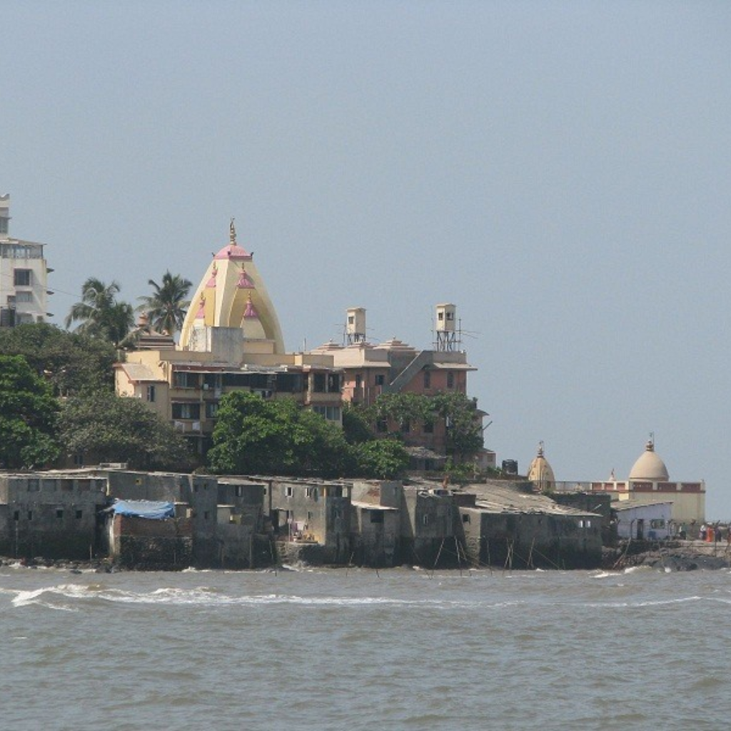 Book Best Taxi Service in Mumbai for Mahalaxmi Mandir