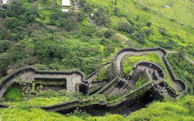 Visapur Fort Lonavala hilltop view with greenery – reachable by Mumbai to Lonavala taxi service